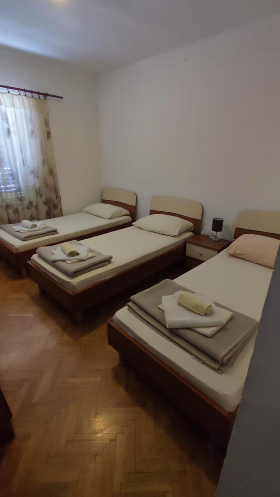 Jasna1 Apartment Книн Екстериор снимка