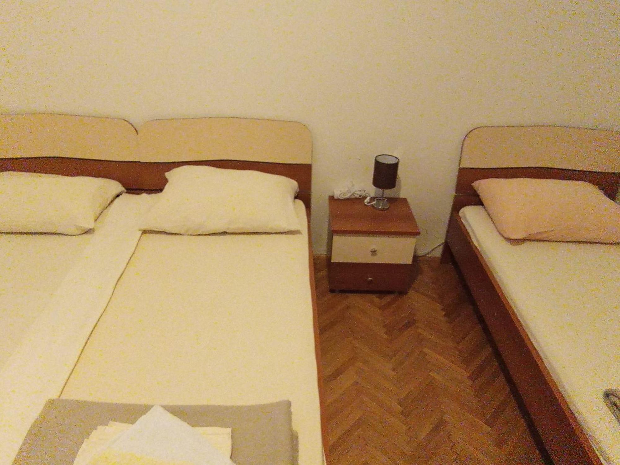 Jasna1 Apartment Книн Екстериор снимка